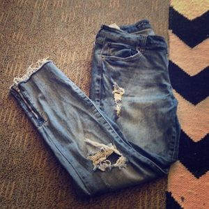 Sts Blue Jeans. Low-rise, zipper ankle cut